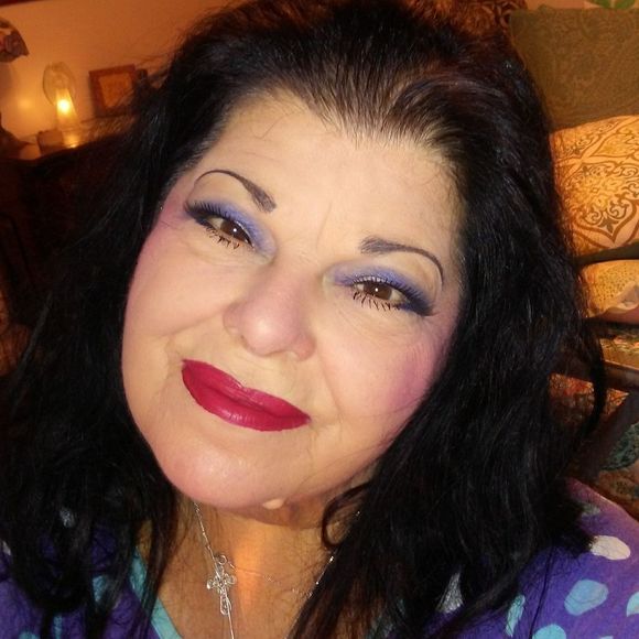 Meet your Posher, Robin - Picture 1 of 1